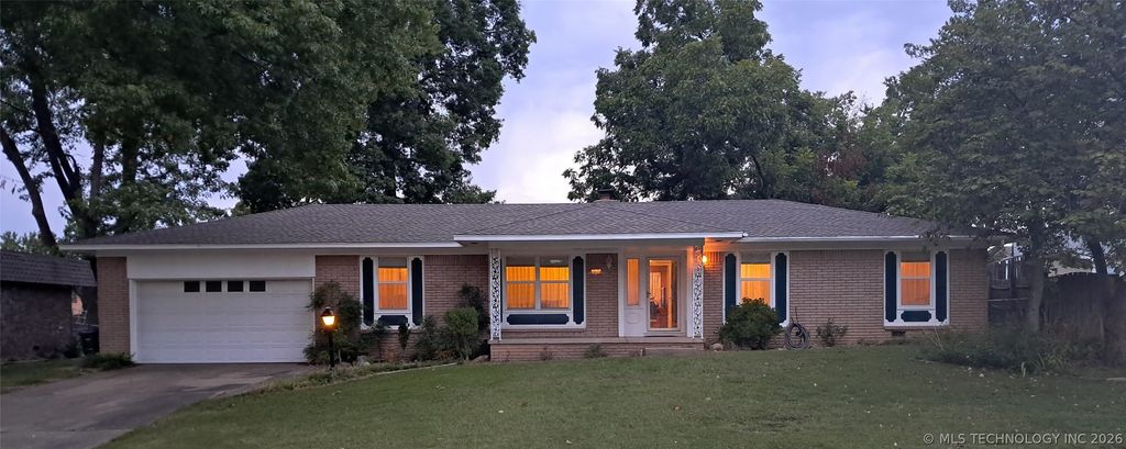 5837 E 62nd Place, Tulsa, OK 74136