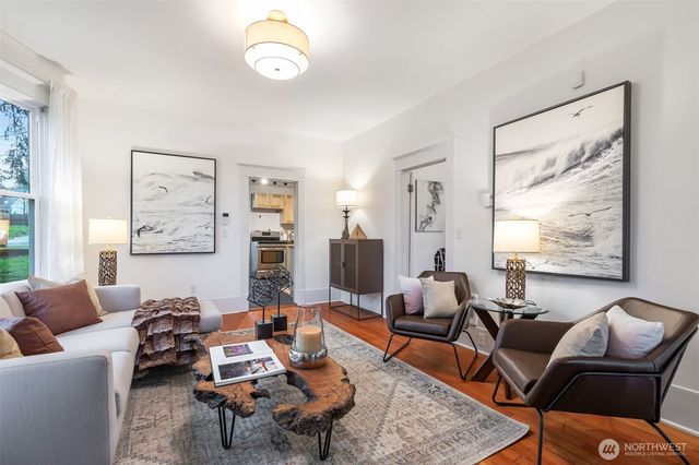 2128 S Ainsworth Avenue, Tacoma, WA 98405