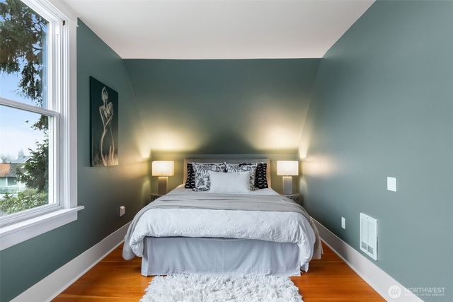 2128 S Ainsworth Avenue, Tacoma, WA 98405