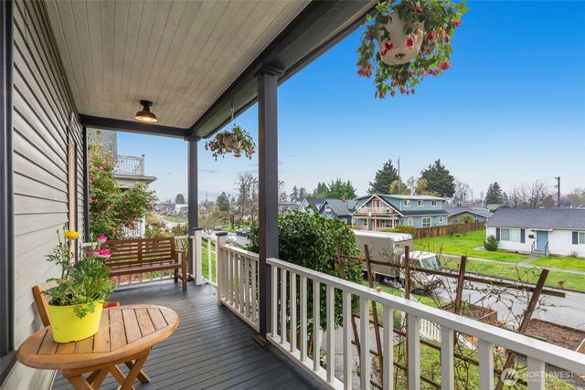 2128 S Ainsworth Avenue, Tacoma, WA 98405