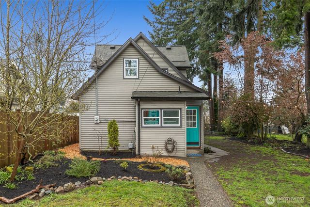 2128 S Ainsworth Avenue, Tacoma, WA 98405