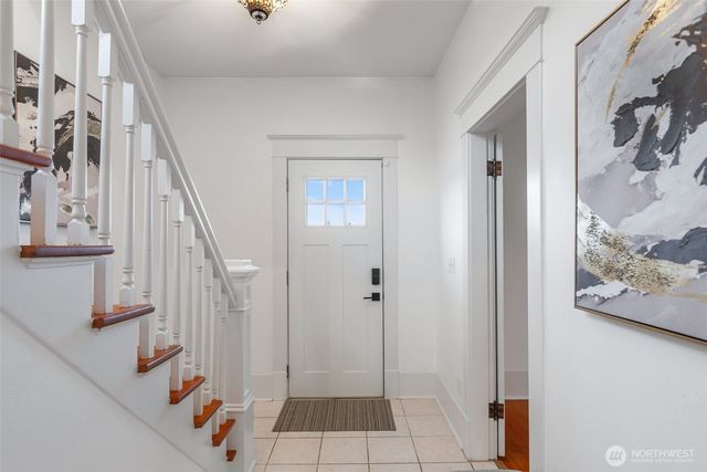 2128 S Ainsworth Avenue, Tacoma, WA 98405