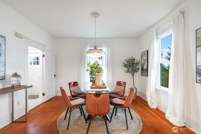 2128 S Ainsworth Avenue, Tacoma, WA 98405