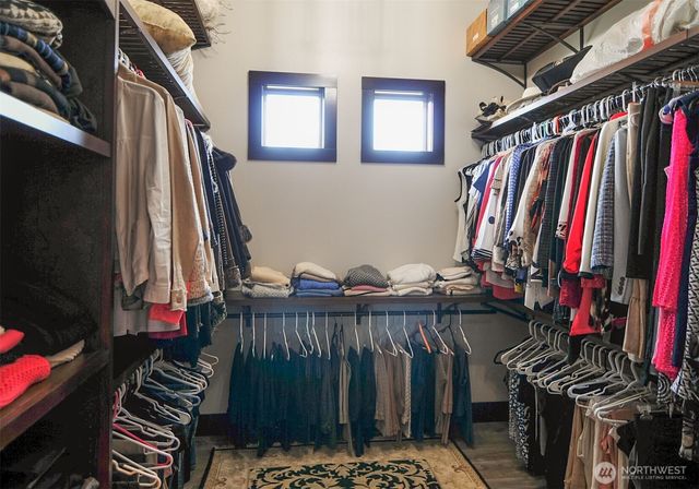 613 S Perry Avenue, East Wenatchee, WA 98802