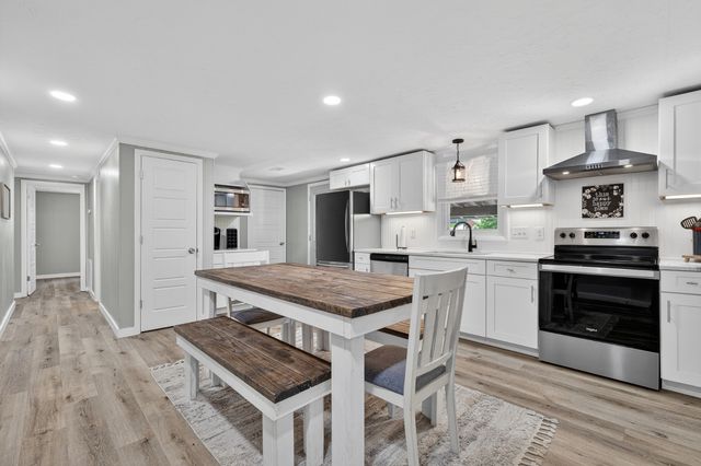 756 Shasteen Hollow Rd, Lynchburg, TN 37352