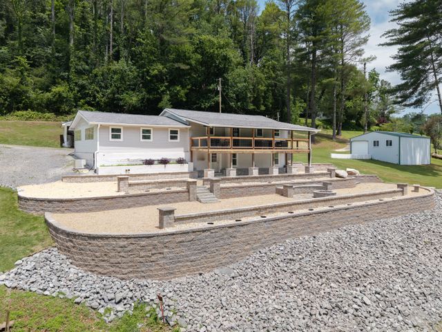 756 Shasteen Hollow Rd, Lynchburg, TN 37352