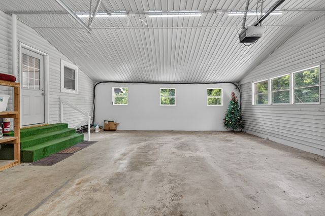 756 Shasteen Hollow Rd, Lynchburg, TN 37352