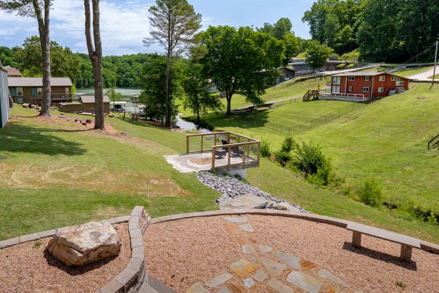 756 Shasteen Hollow Rd, Lynchburg, TN 37352