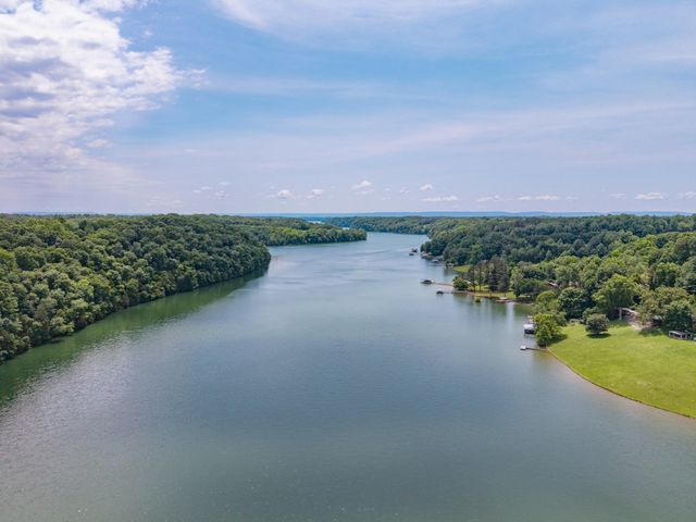 756 Shasteen Hollow Rd, Lynchburg, TN 37352