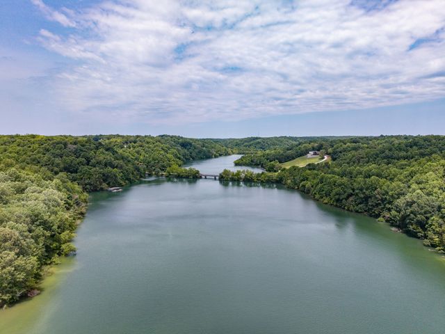756 Shasteen Hollow Rd, Lynchburg, TN 37352