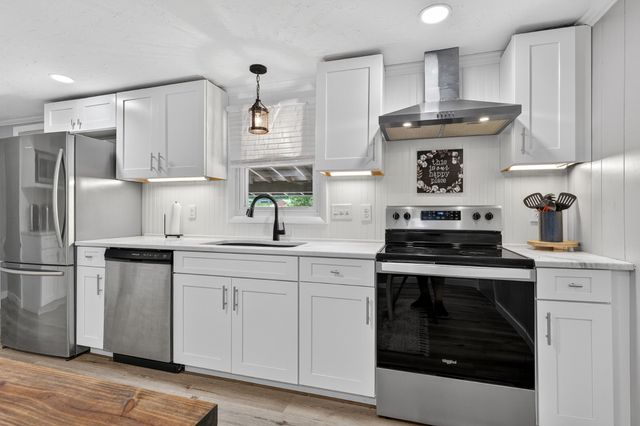 756 Shasteen Hollow Rd, Lynchburg, TN 37352