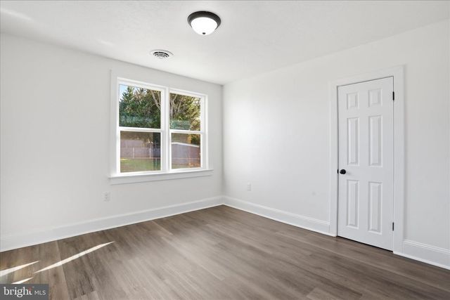 220 MANASSAS AVE, Front Royal, VA 22630