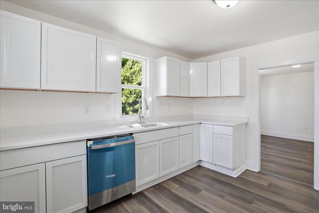 220 MANASSAS AVE, Front Royal, VA 22630
