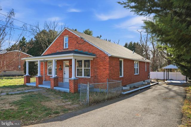 220 MANASSAS AVE, Front Royal, VA 22630