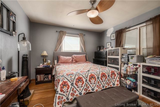 530 Kewanna Drive, Jeffersonville, IN 47130