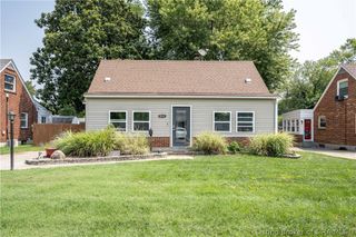 530 Kewanna Drive, Jeffersonville, IN 47130