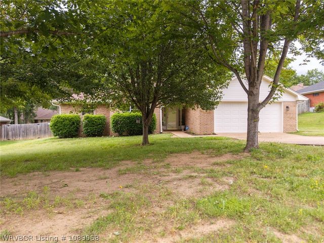 1608 Broken Hill Drive, Van Buren, AR 72956