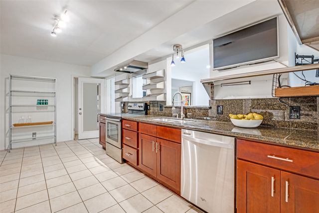 6406 Chesley Lane, Dallas, TX 75214