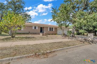 404 Oak Street, Copperas Cove, TX 76522