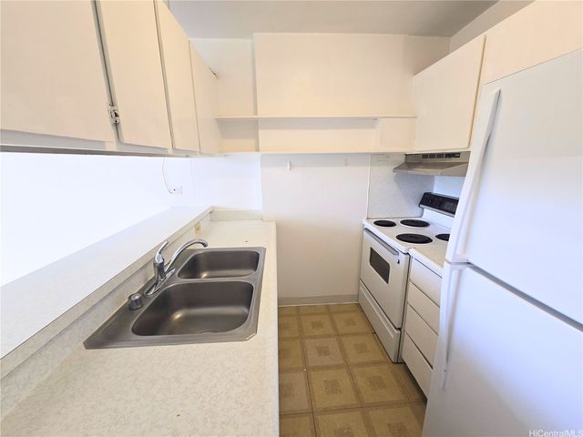 98-450 Koauka Loop 1906, Aiea, HI 96701