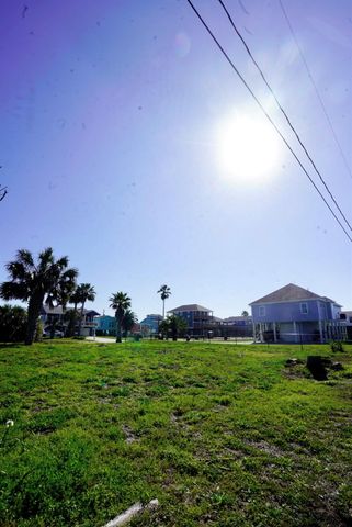 4114 Las Palmas Street, Galveston, TX 77554