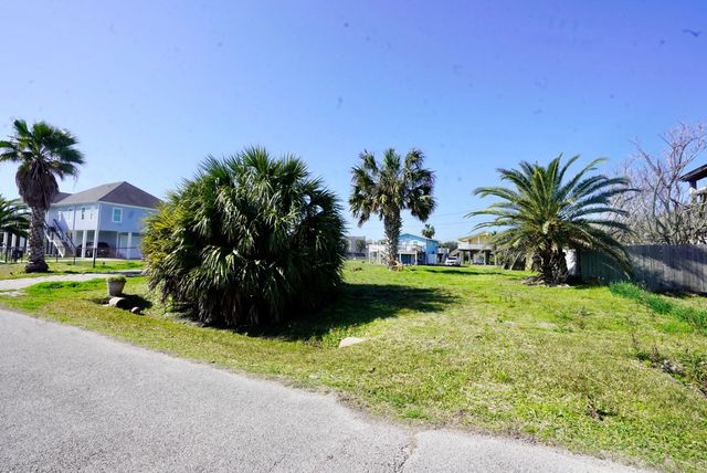 4114 Las Palmas Street, Galveston, TX 77554
