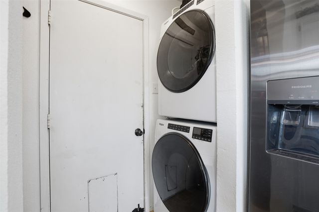 1423 Berry Drive, Cleburne, TX 76033