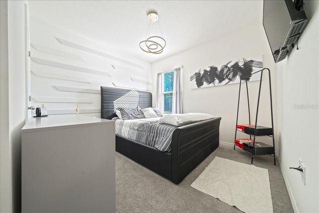 160 HICKORY COURSE LOOP, Ocala, FL 34472