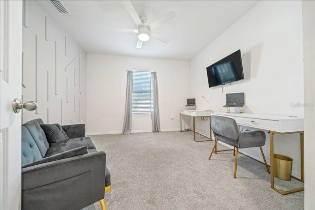 160 HICKORY COURSE LOOP, Ocala, FL 34472