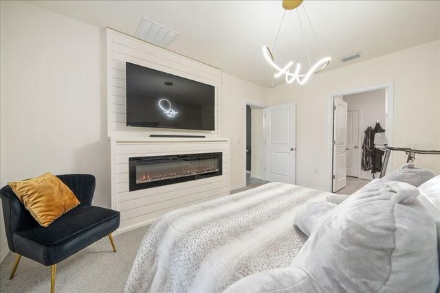 160 HICKORY COURSE LOOP, Ocala, FL 34472