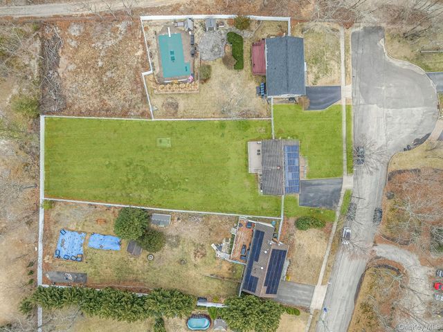 73 Parnell Drive, Smithtown, NY 11787