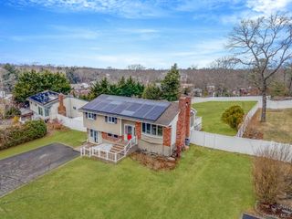 73 Parnell Drive, Smithtown, NY 11787