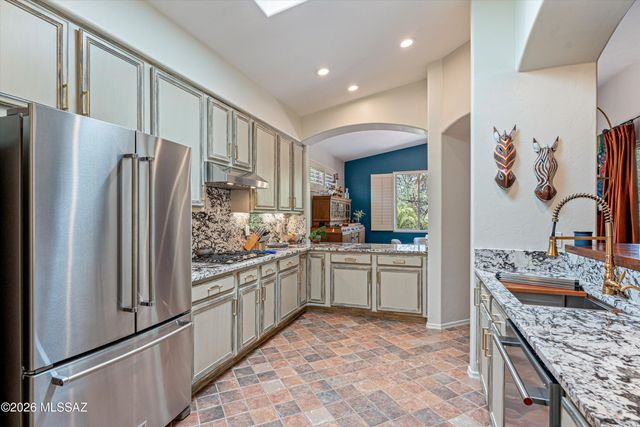 5311 N Spring Canyon Place, Tucson, AZ 85749
