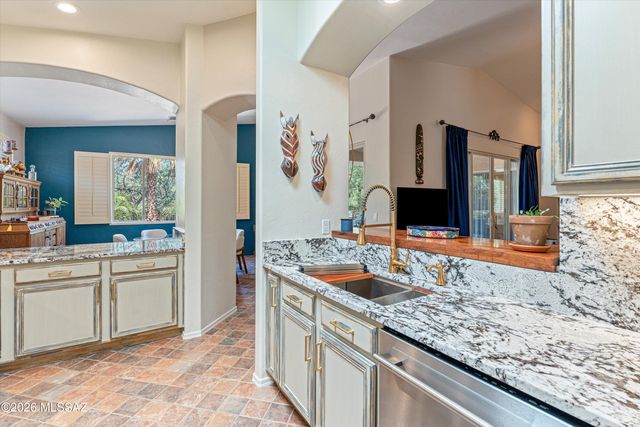 5311 N Spring Canyon Place, Tucson, AZ 85749