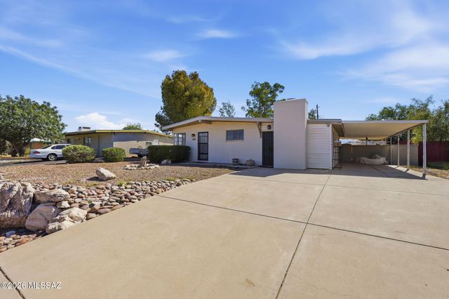 609 S Rosemont Avenue, Tucson, AZ 85711