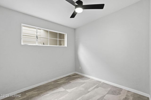 609 S Rosemont Avenue, Tucson, AZ 85711