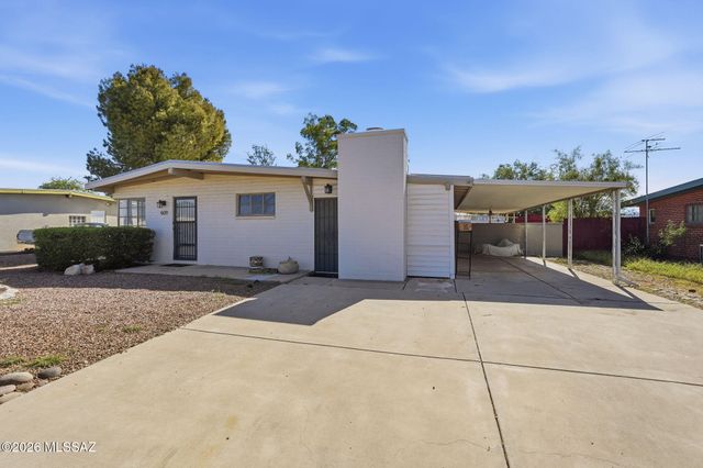 609 S Rosemont Avenue, Tucson, AZ 85711