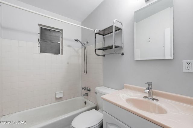 609 S Rosemont Avenue, Tucson, AZ 85711