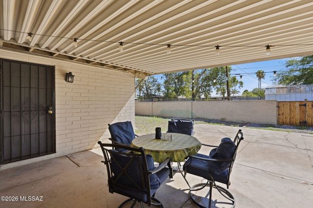 609 S Rosemont Avenue, Tucson, AZ 85711