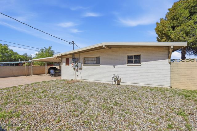 609 S Rosemont Avenue, Tucson, AZ 85711