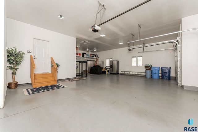 3705 S Bedford Ave Avenue, Sioux Falls, SD 57103