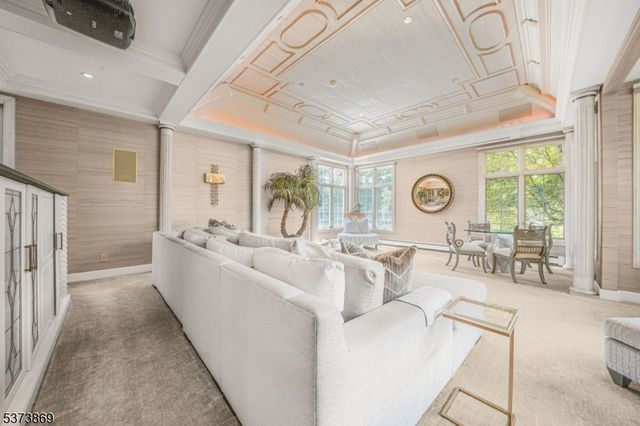 22 Fawn Dr, Montville Twp., NJ 07045