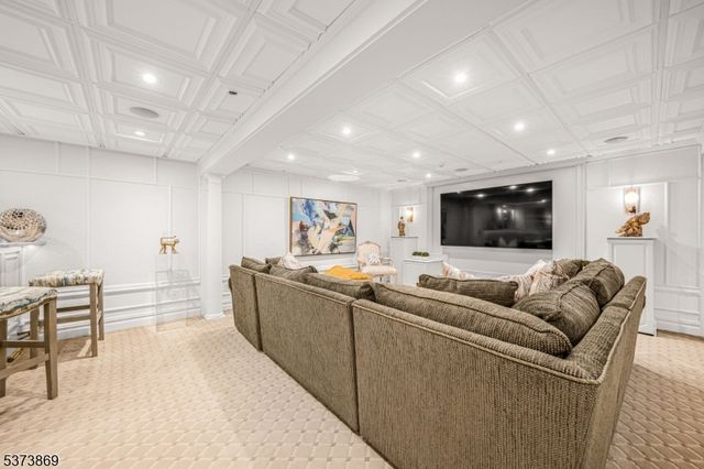 22 Fawn Dr, Montville Twp., NJ 07045