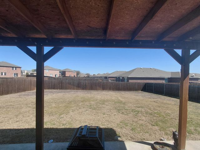 305 Gypsum Lane, Glenn Heights, TX 75154