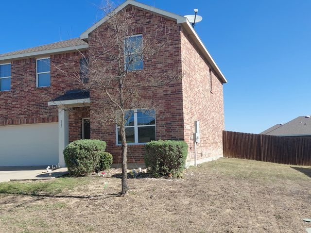 305 Gypsum Lane, Glenn Heights, TX 75154
