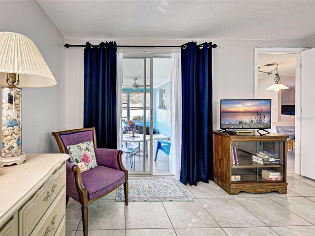 1533 CREST DRIVE, Englewood, FL 34223