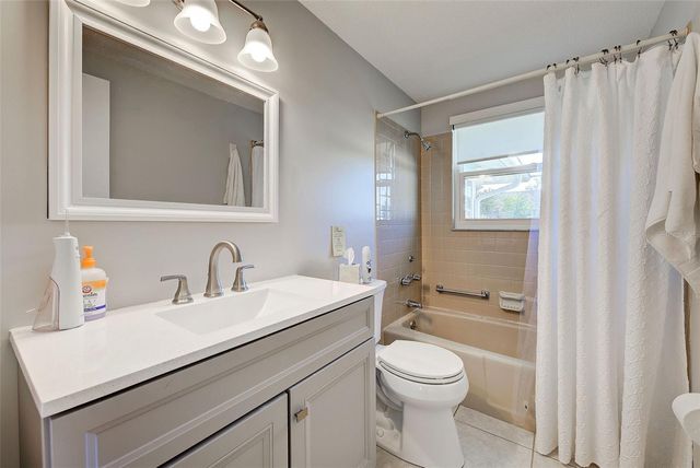 1533 CREST DRIVE, Englewood, FL 34223