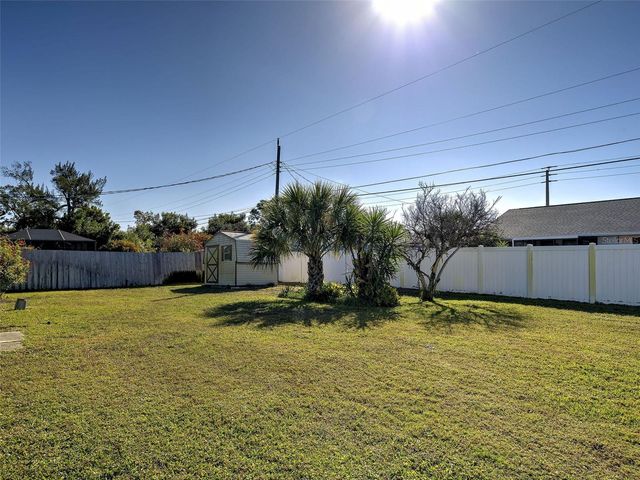 1533 CREST DRIVE, Englewood, FL 34223