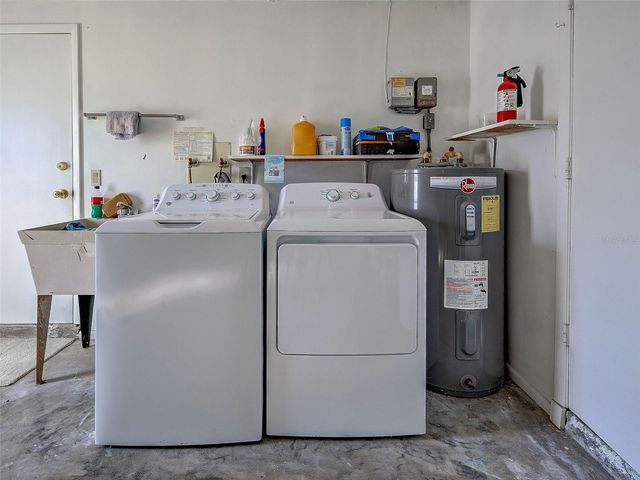 1533 CREST DRIVE, Englewood, FL 34223