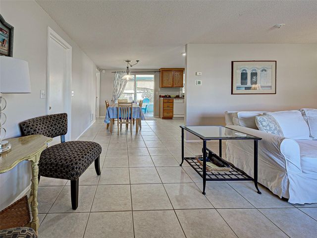 1533 CREST DRIVE, Englewood, FL 34223